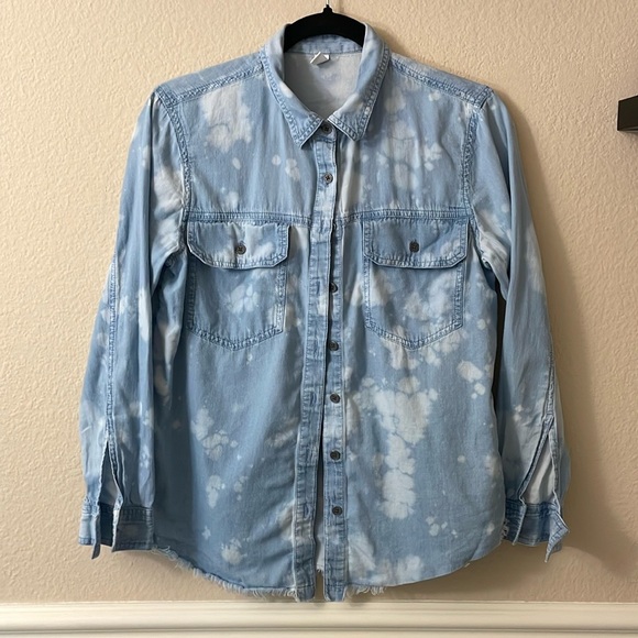 Tops - 100%cotton shirt